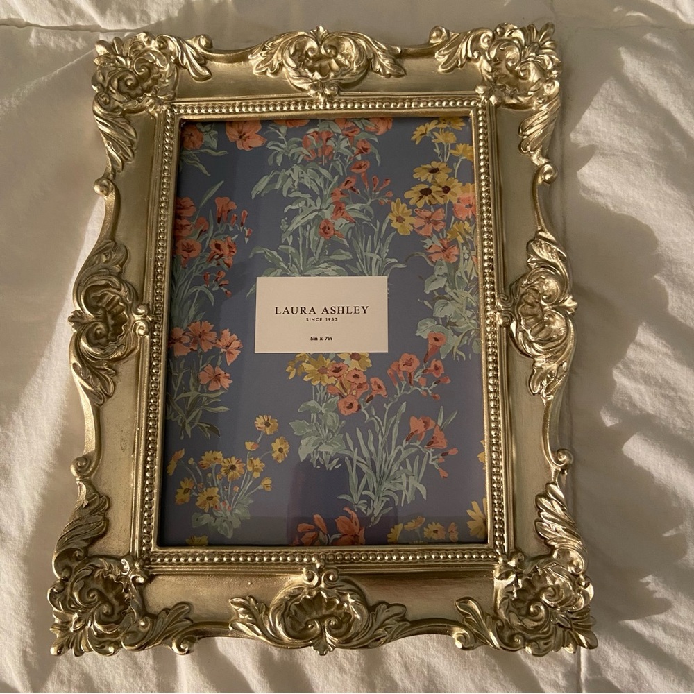Laura Ashley Elegant Gold Floral Picture Frame - Picture 2 of 8